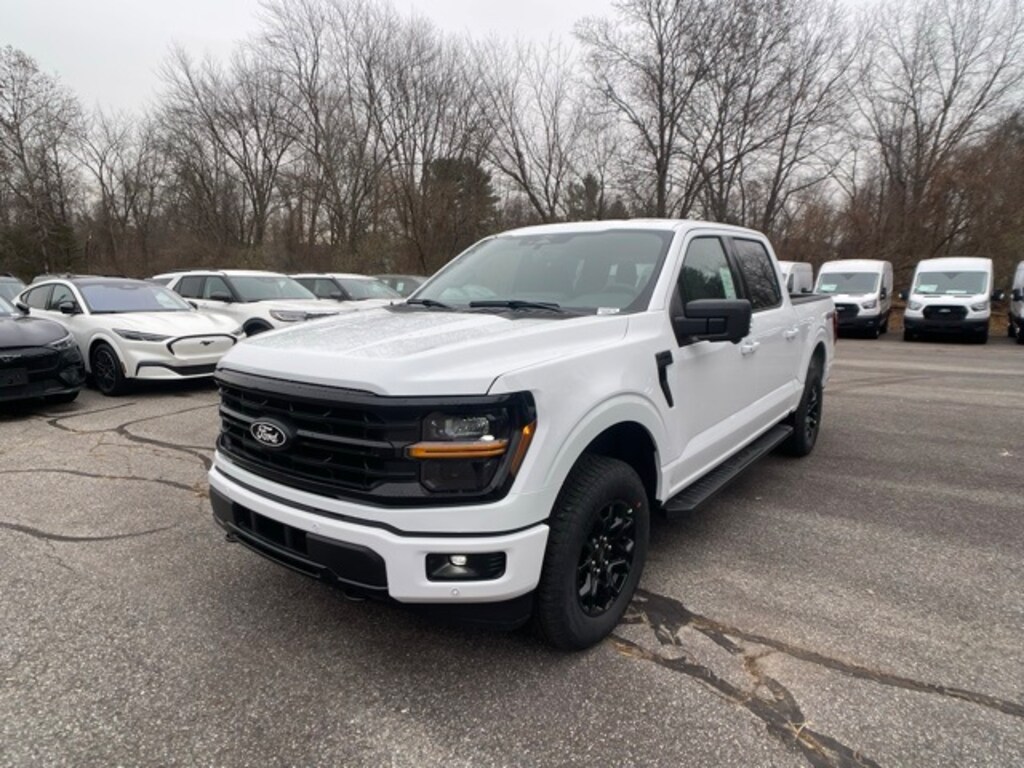 New 2025 Ford F-150 XLT Truck SuperCrew Cab