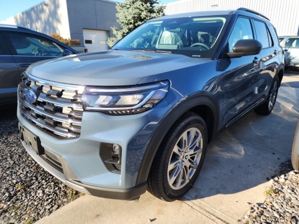 New 2025 Ford Explorer Active SUV