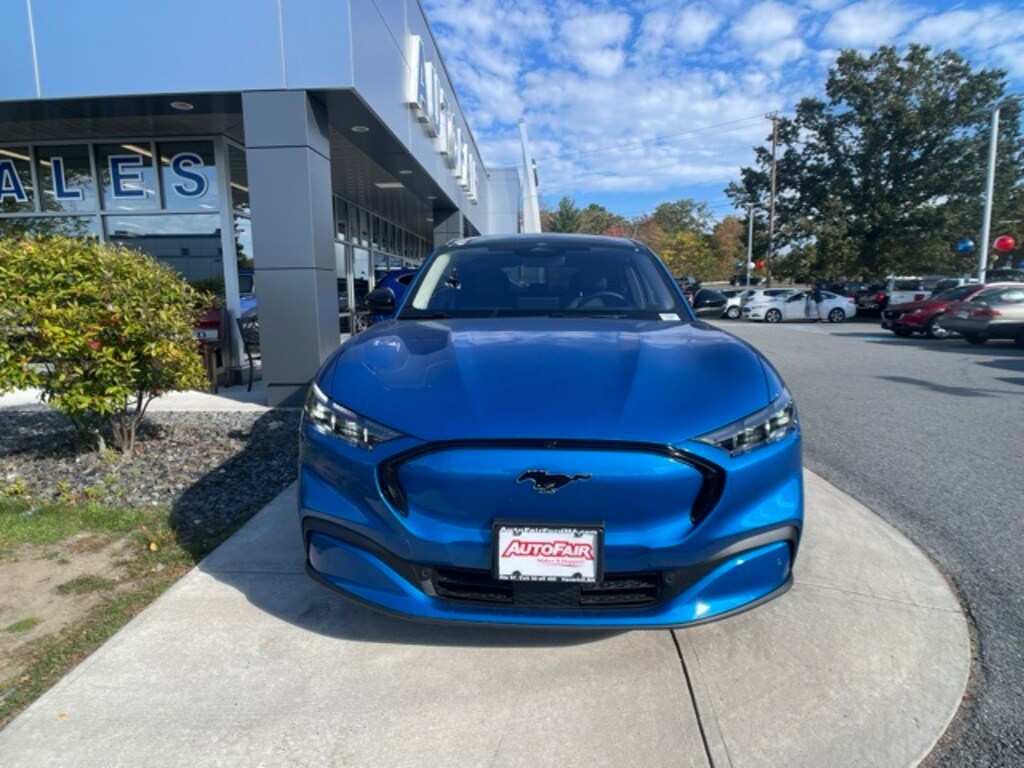 New 2025 Ford Mustang Mach-E Premium SUV