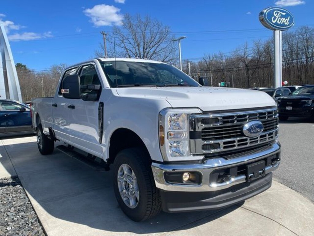 New 2026 Ford F-350 Truck Crew Cab