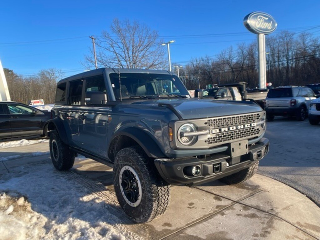 New 2025 Ford Bronco Badlands SUV