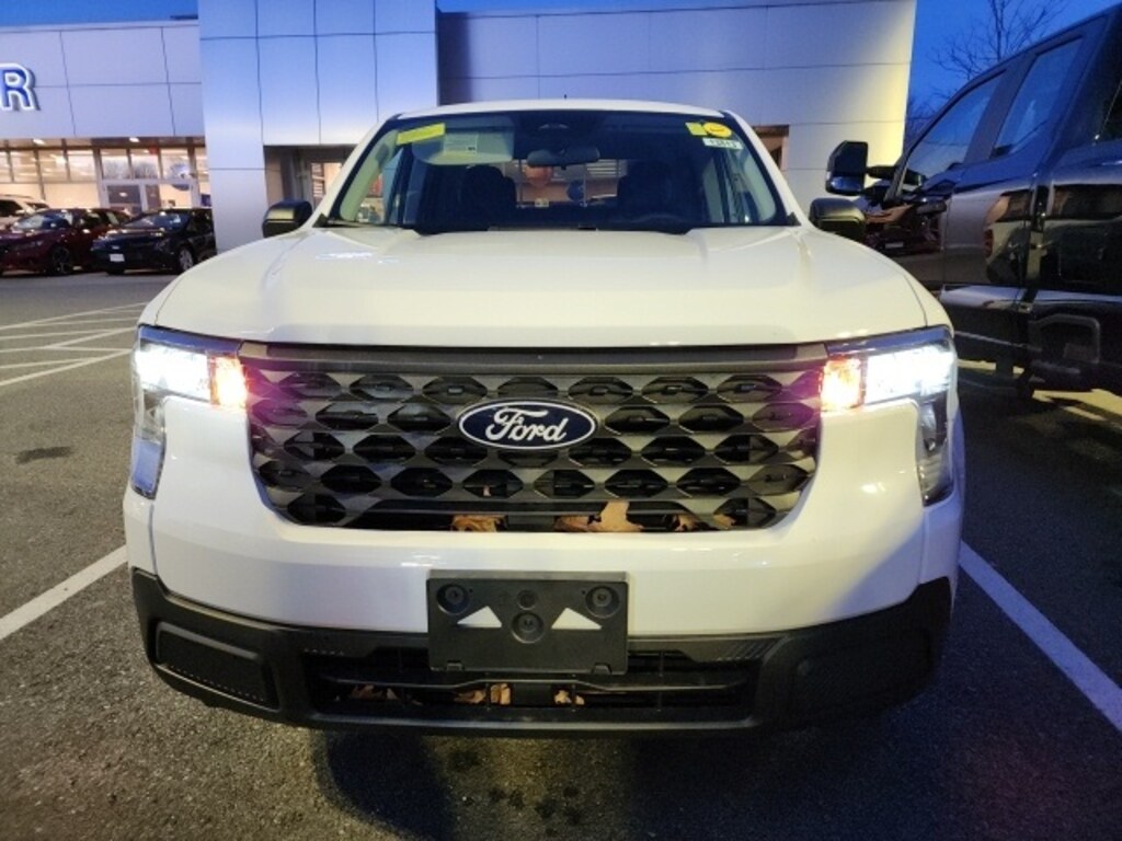 New 2025 Ford Maverick XL Truck SuperCrew