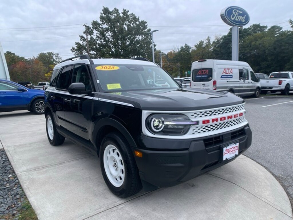 New 2025 Ford Bronco Sport Heritage SUV