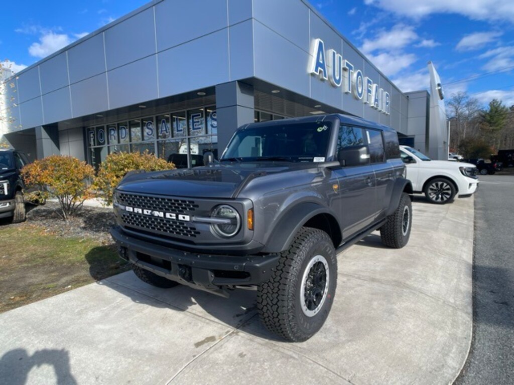 New 2025 Ford Bronco Badlands SUV