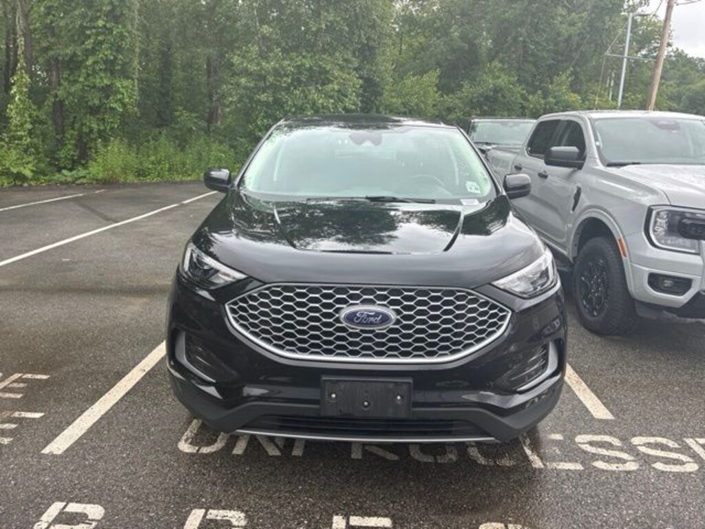 Certified 2024 Ford Edge SUV