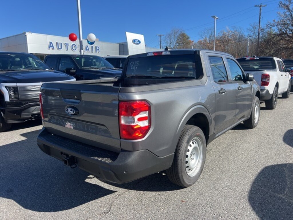 New 2025 Ford Maverick XL Truck SuperCrew