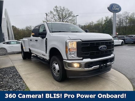 2025 Ford F-350 Truck Crew Cab
