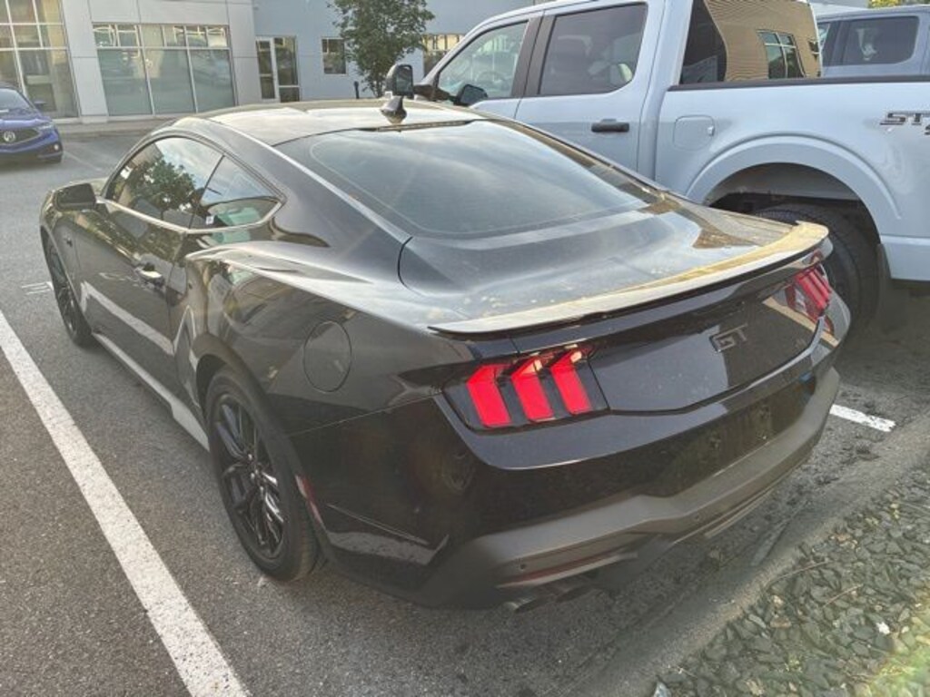Used 2025 Ford Mustang Coupe