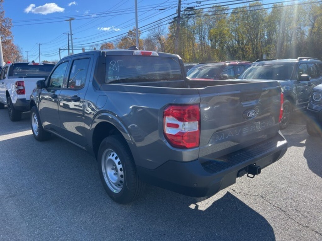 New 2025 Ford Maverick XL Truck SuperCrew