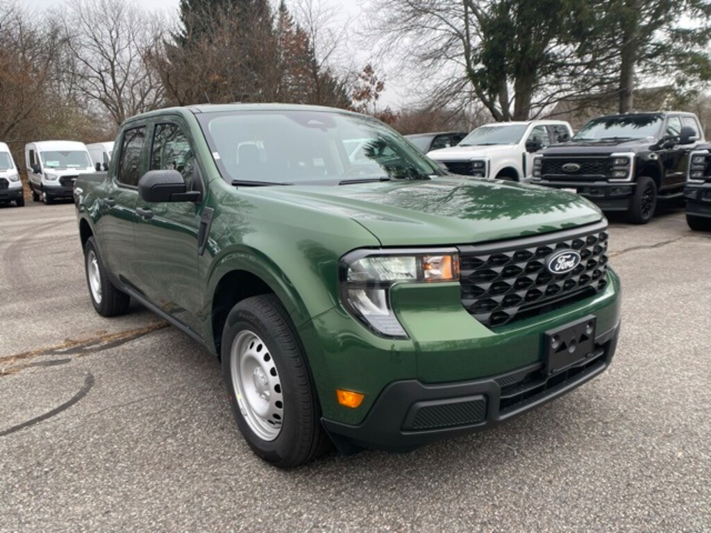 New 2025 Ford Maverick XL Truck SuperCrew