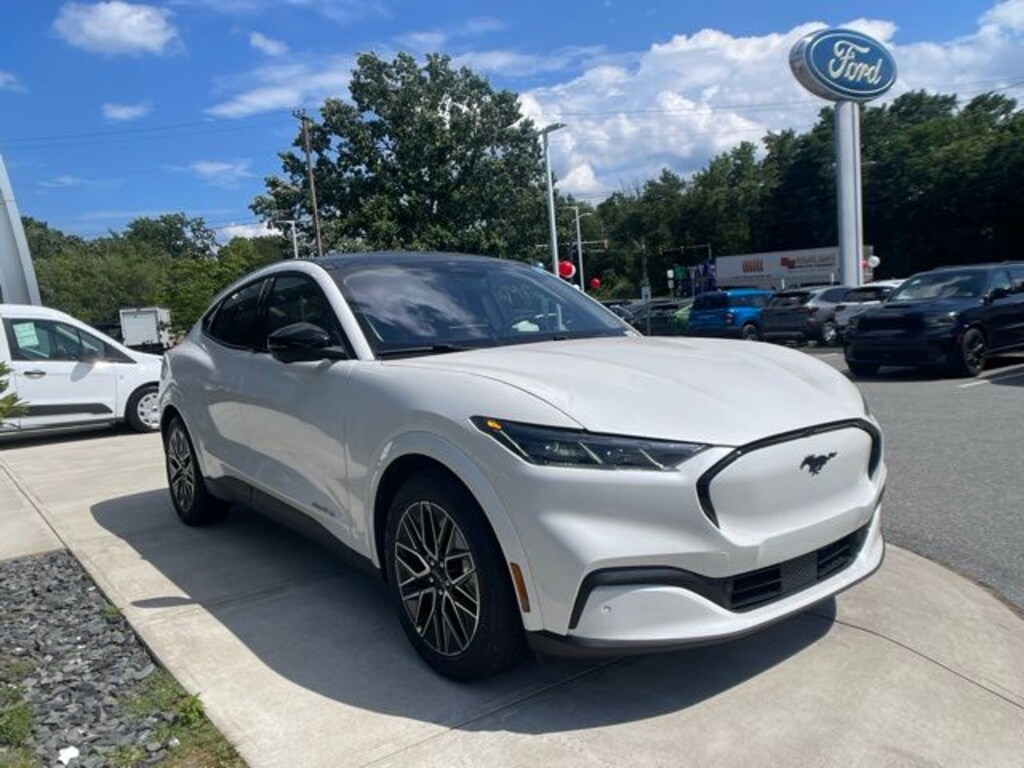 New 2025 Ford Mustang Mach-E Premium SUV