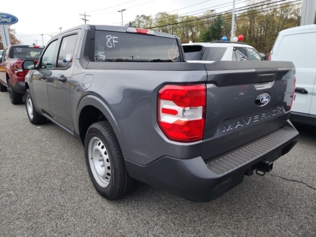 New 2025 Ford Maverick XL Truck SuperCrew