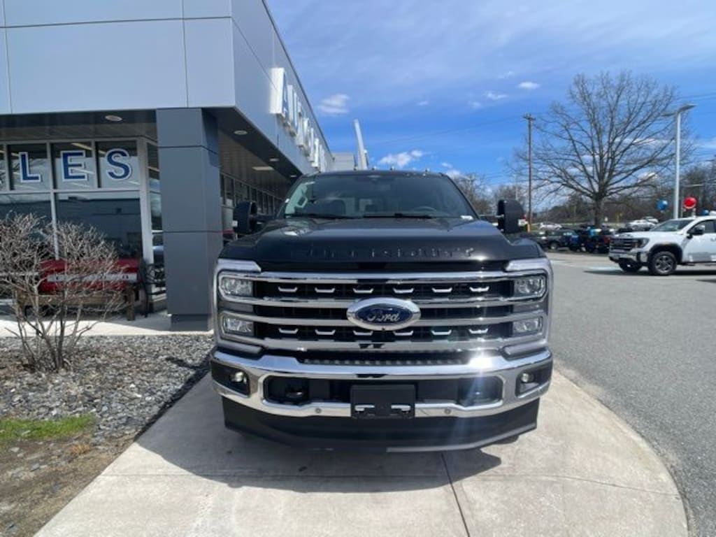New 2026 Ford F-350 Truck Crew Cab
