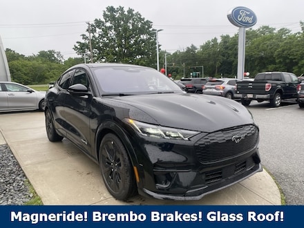 2025 Ford Mustang Mach-E GT SUV