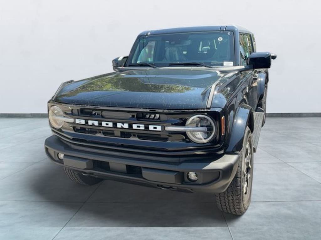 New 2026 Ford Bronco Outer Banks SUV