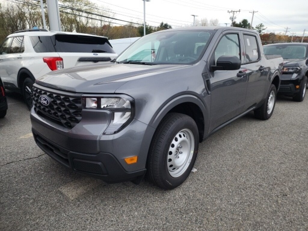 New 2025 Ford Maverick XL Truck SuperCrew