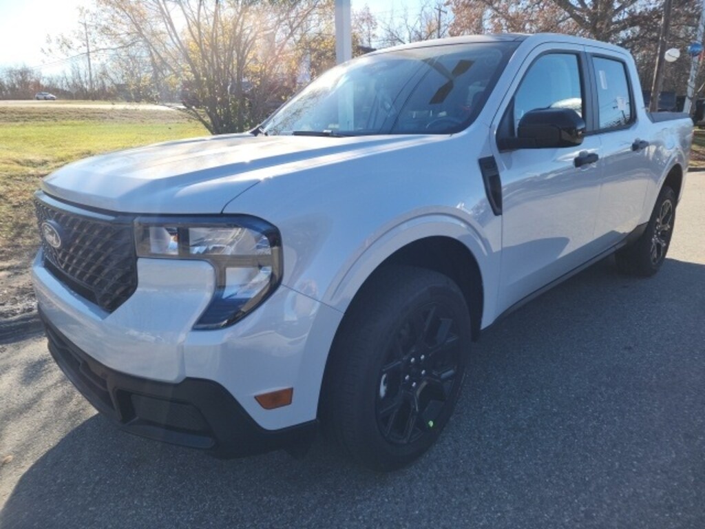 New 2025 Ford Maverick XLT Truck SuperCrew