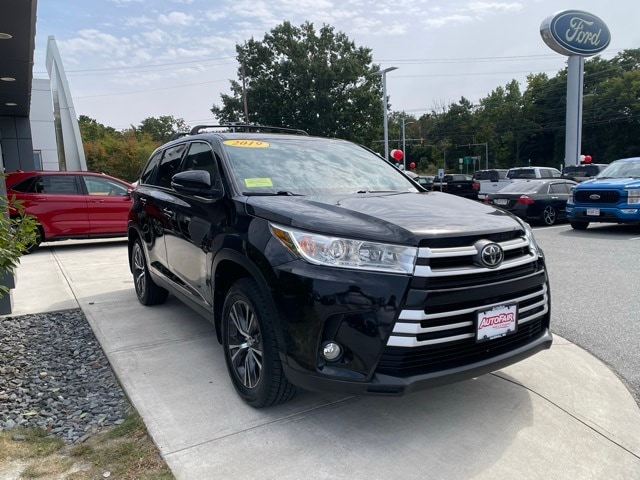 Certified 2019 Toyota Highlander LE Plus with VIN 5TDBZRFH2KS706564 for sale in Manchester, NH