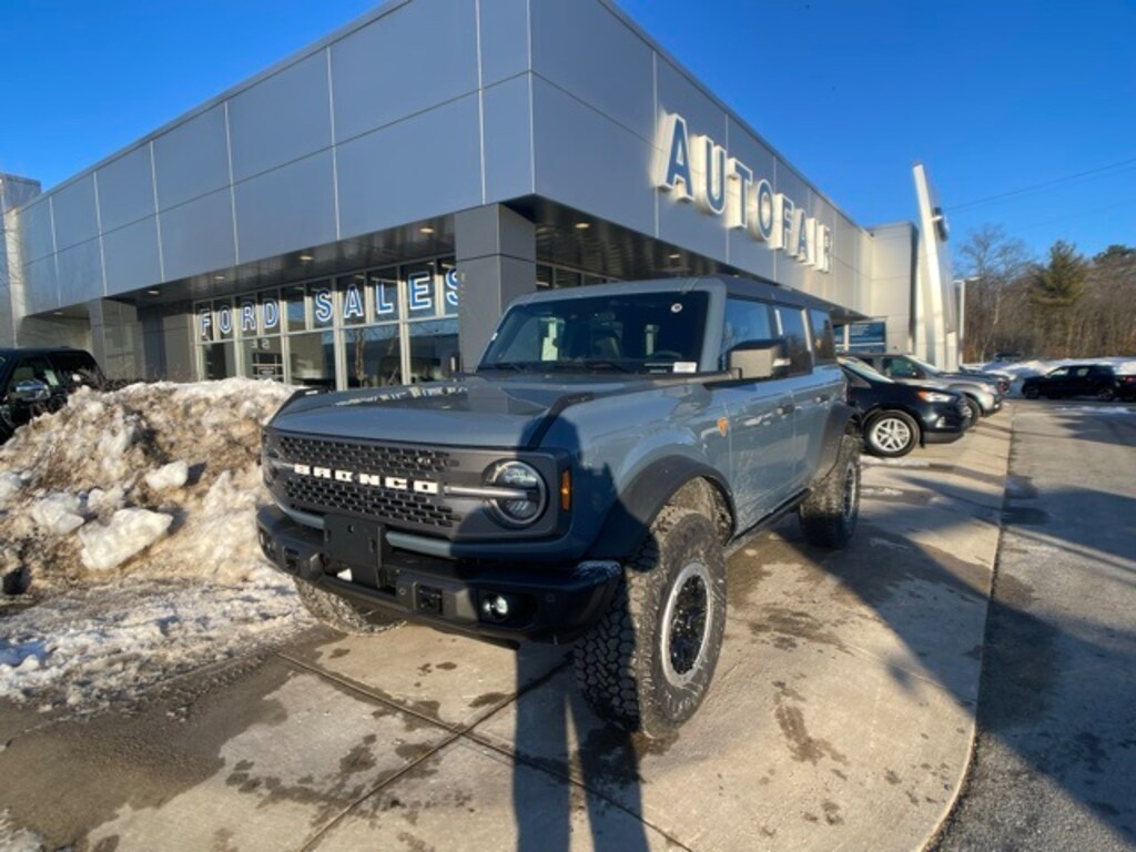 New 2025 Ford Bronco Badlands SUV