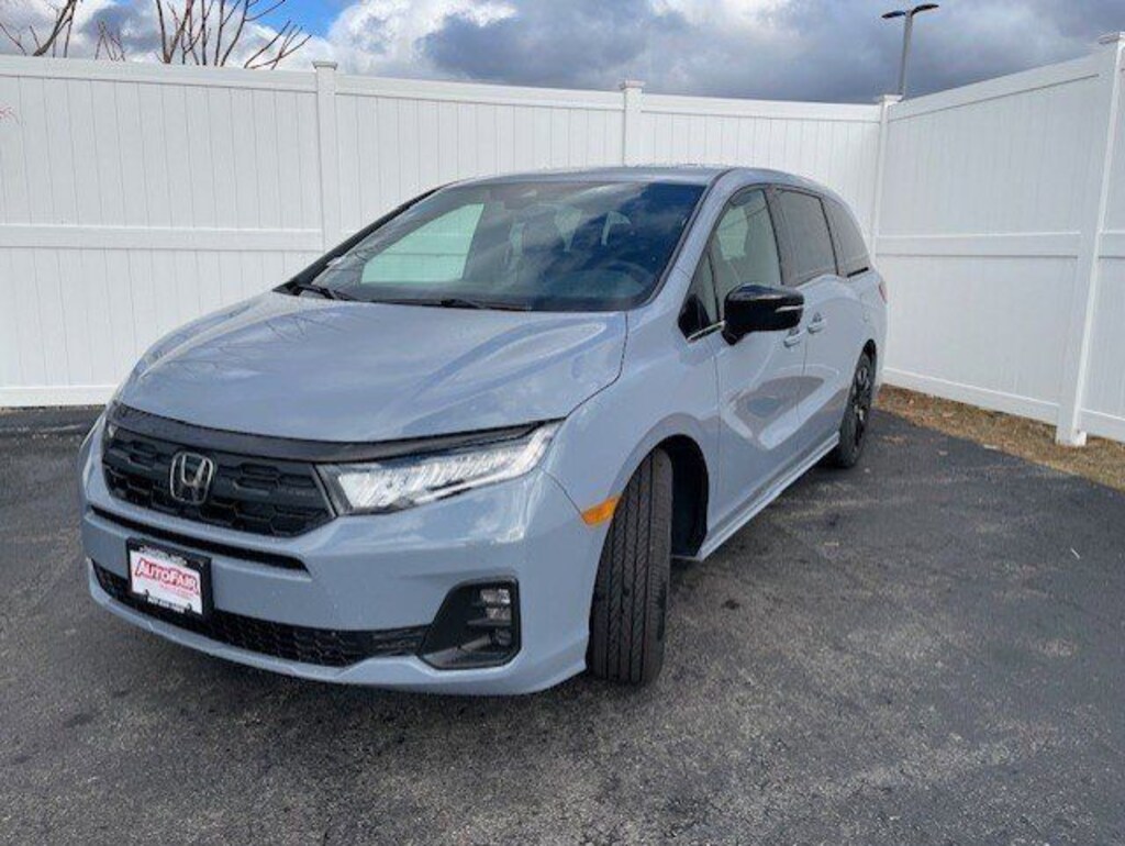 New 2026 Honda Odyssey Sport-L Van Passenger