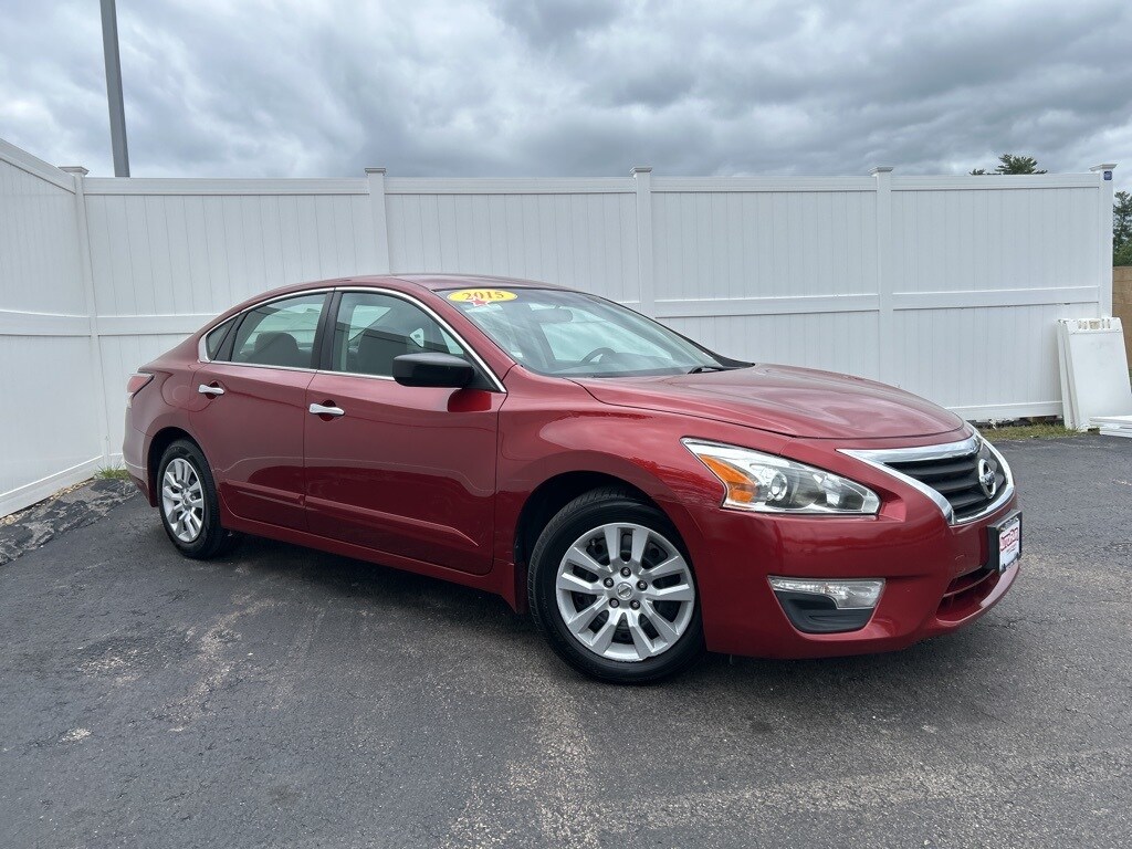 Certified 2015 Nissan Altima S with VIN 1N4AL3AP9FN401167 for sale in Haverhill, MA