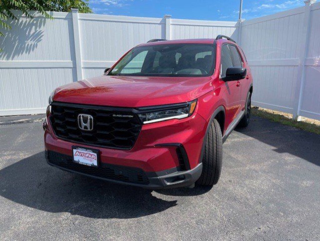 Used 2025 Honda Pilot Black Edition SUV