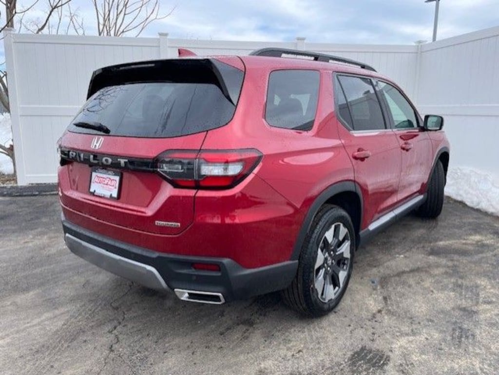 New 2026 Honda Pilot Touring SUV