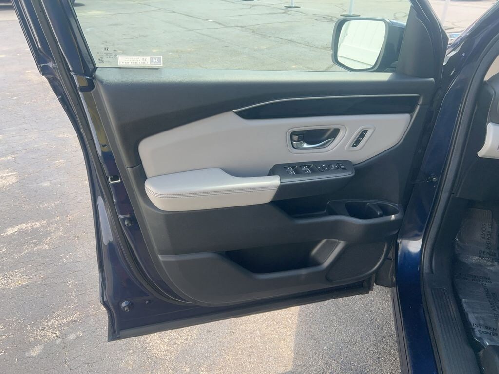 Used 2023 Honda Pilot Touring SUV