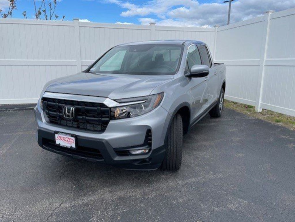 New 2026 Honda Ridgeline RTL Truck Crew Cab