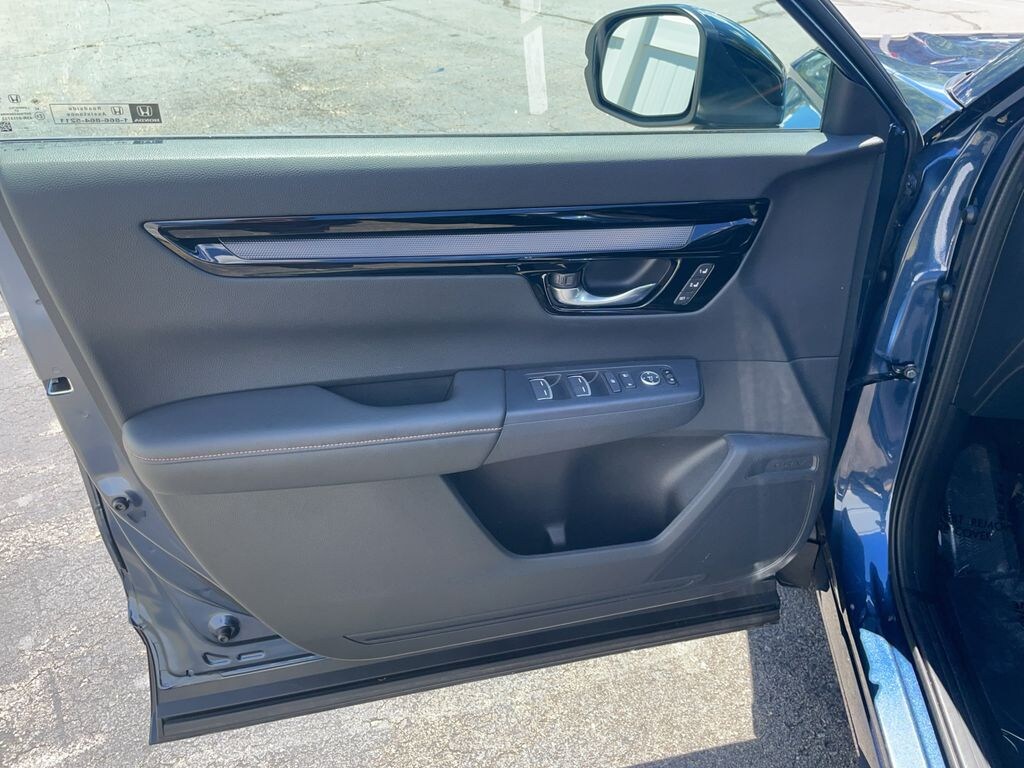 Used 2025 Honda CR-V Hybrid Sport Touring SUV