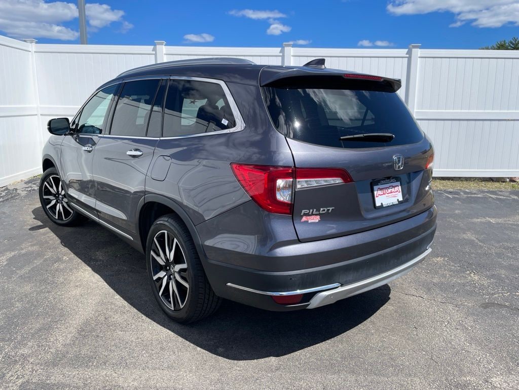 Certified 2019 Honda Pilot Touring 8-Passenger AWD SUV