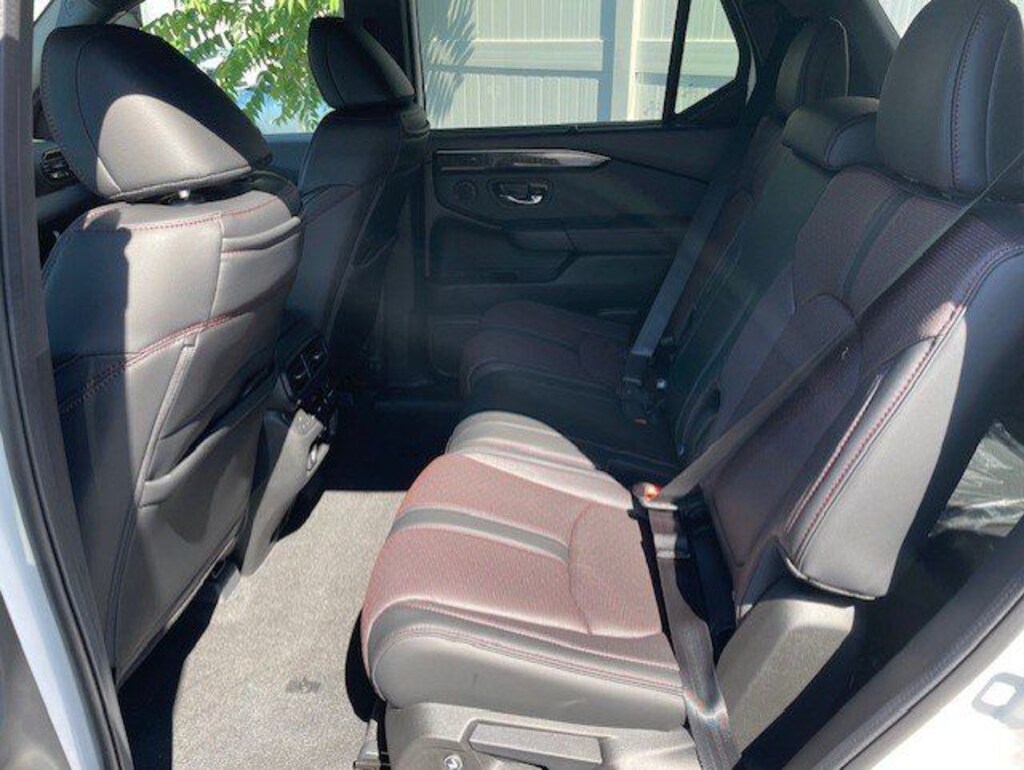 Used 2025 Honda Pilot Black Edition SUV