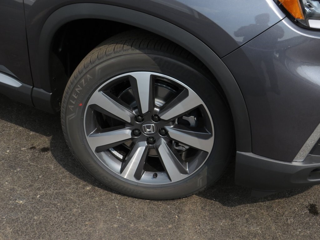 New 2025 Honda Pilot Elite SUV