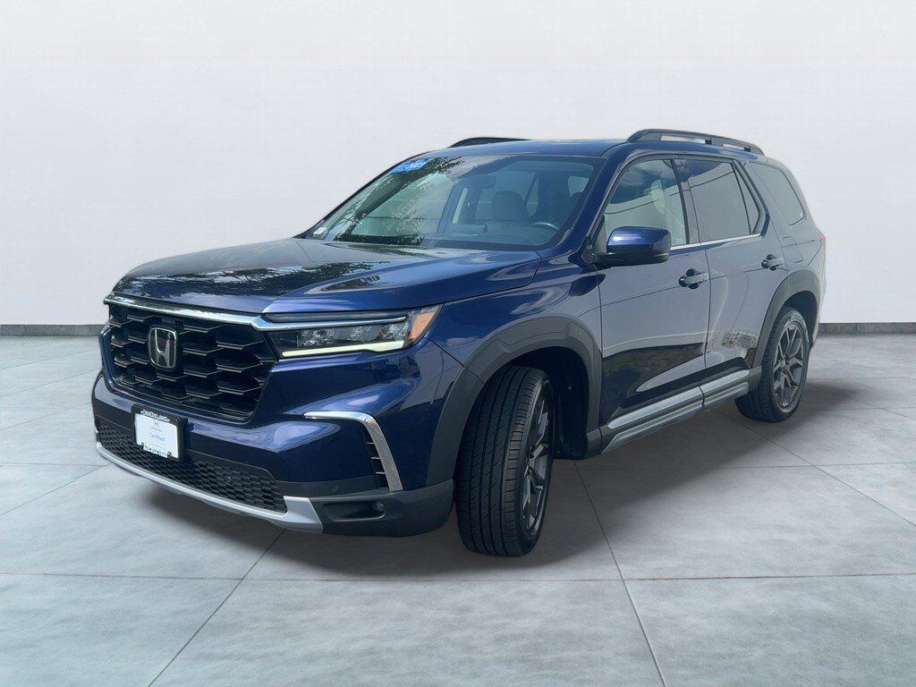 Used 2023 Honda Pilot Touring SUV