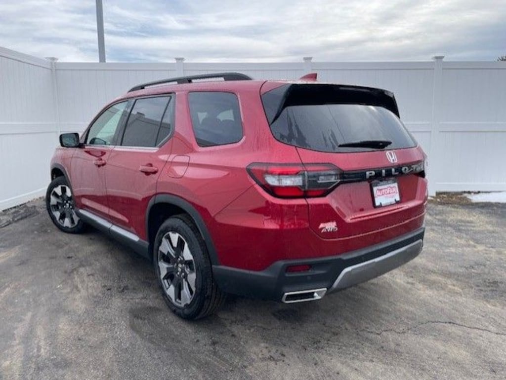 New 2026 Honda Pilot Touring SUV
