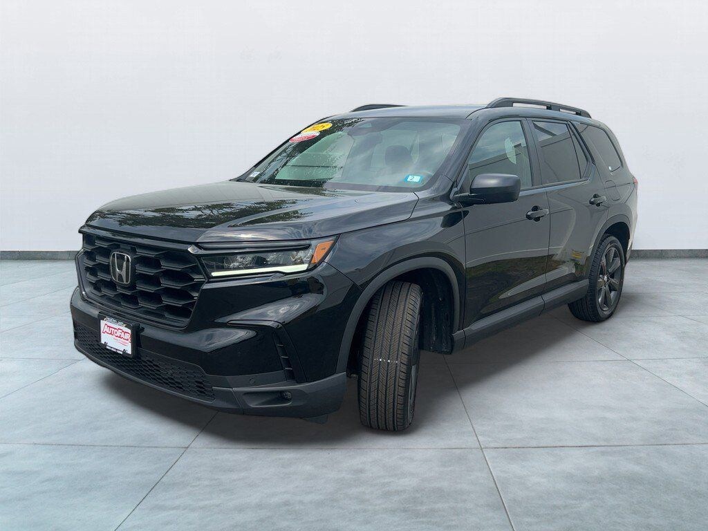Certified 2025 Honda Pilot Sport SUV
