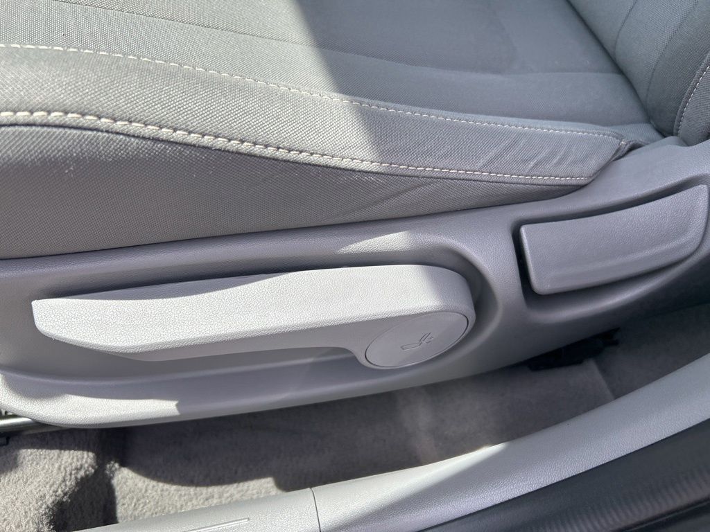 2024 Hyundai Elantra SEL - Photo 14