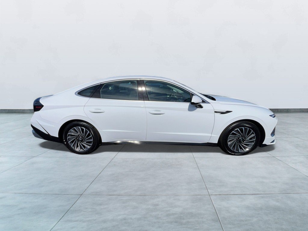 2024 Hyundai Sonata Hybrid SEL - Photo 8