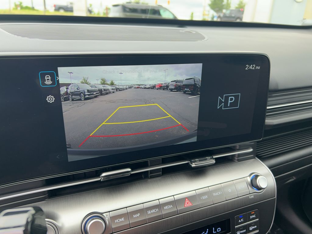 2024 Hyundai Kona SEL - Photo 23