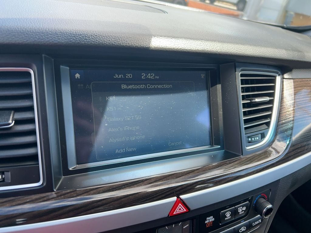 2015 Hyundai Genesis Base - Photo 23