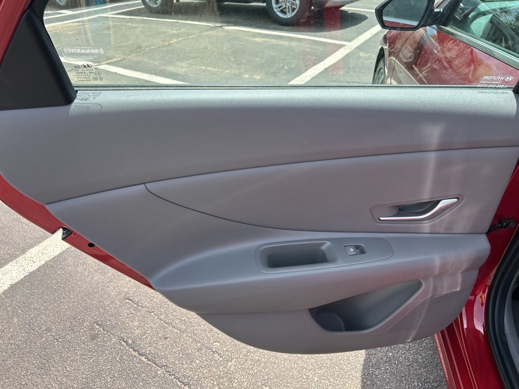 2024 Hyundai Elantra SEL - Photo 28