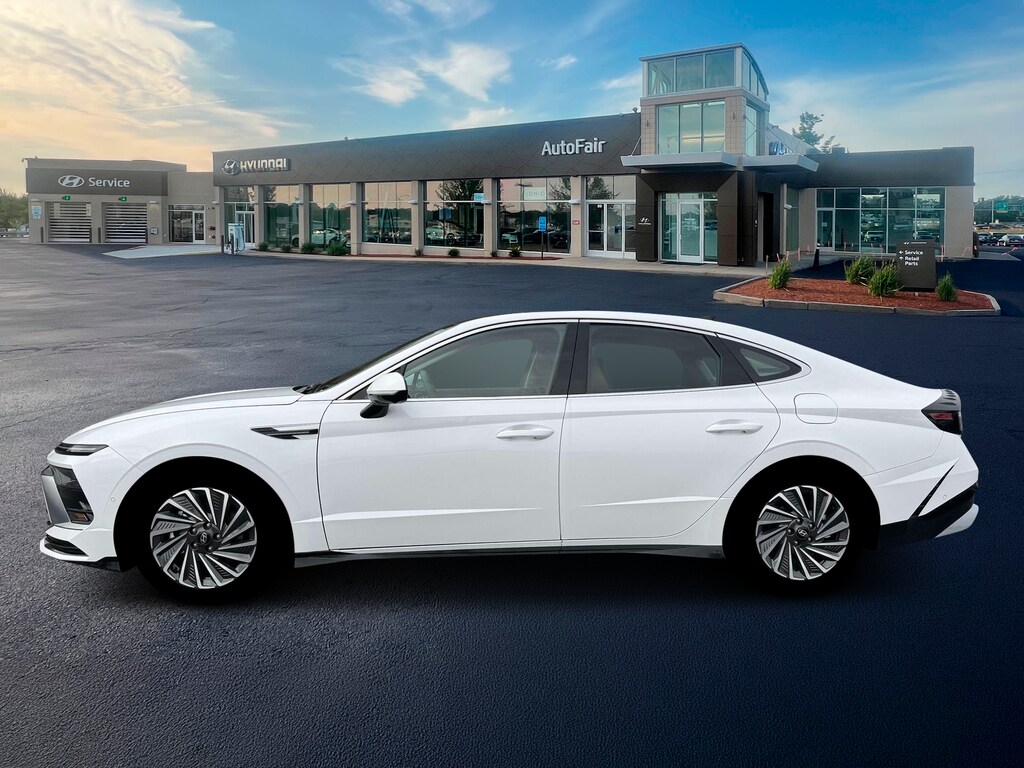 New 2026 Hyundai Sonata Hybrid Limited Sedan