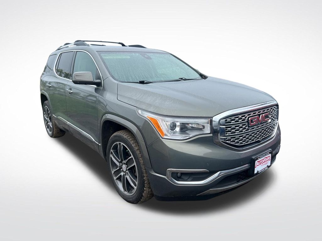 2018 GMC Acadia Denali FWD's photo