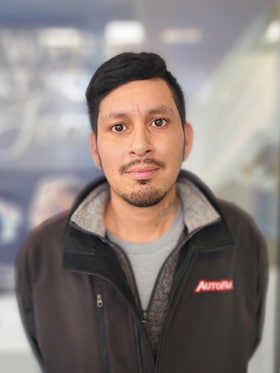 Staff member Jonathan Swallow from ID_d56e57c3d92a