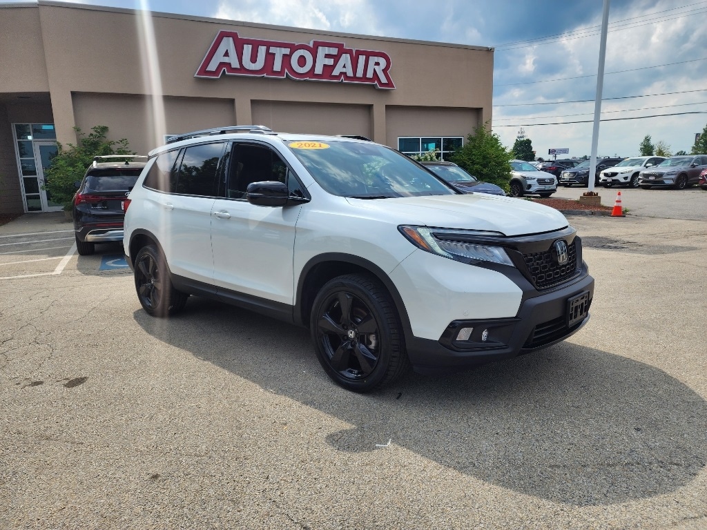 Used 2021 Honda Passport Elite with VIN 5FNYF8H09MB019609 for sale in Manchester, NH