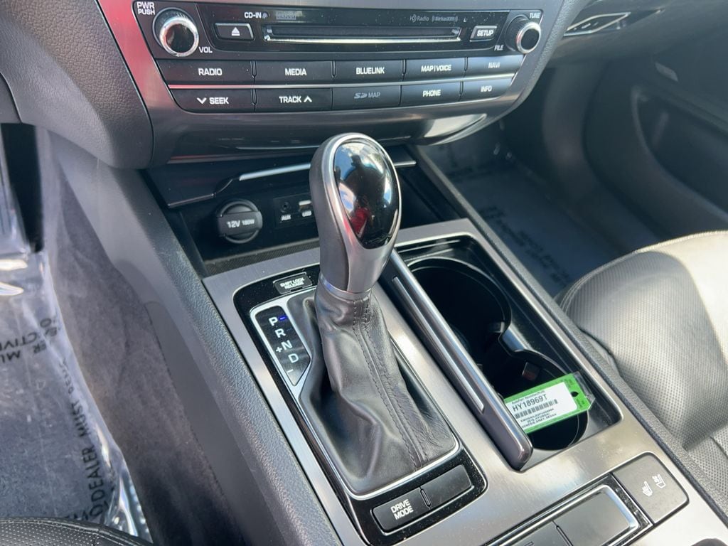 2015 Hyundai Genesis Base - Photo 32