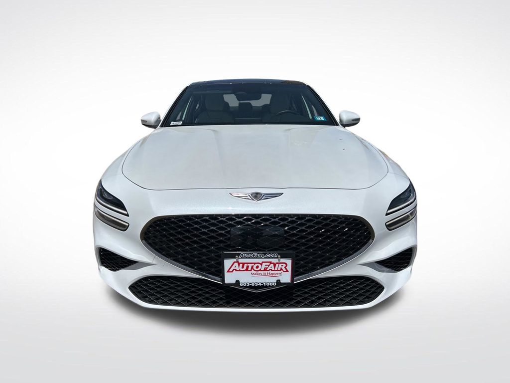 2025 GENESIS G70 Standard - Photo 3