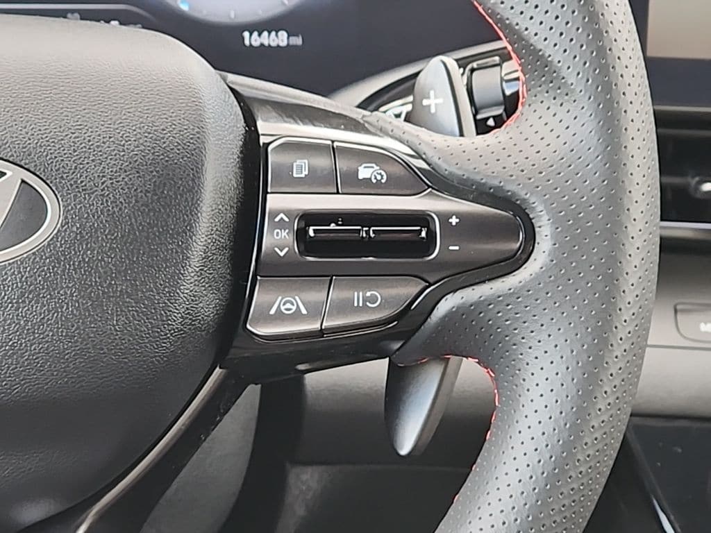 2025 Hyundai Elantra N Line - Photo 33
