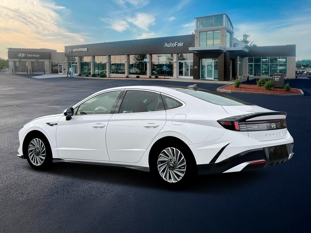 New 2026 Hyundai Sonata Hybrid Limited Sedan