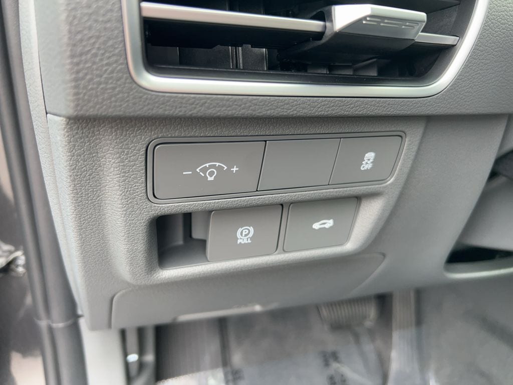 2025 Hyundai Sonata SEL - Photo 31